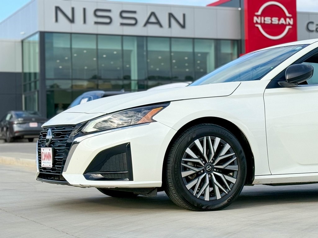 Certified 2024 Nissan Altima 2.5 SV Sedan