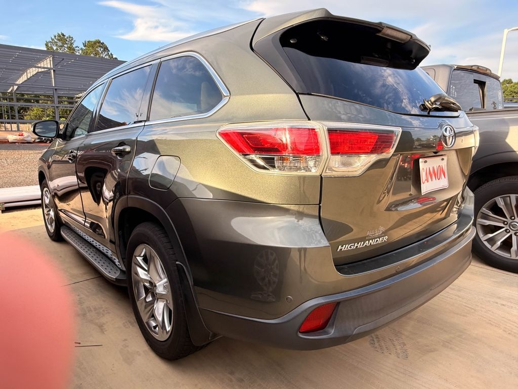 Used 2016 Toyota Highlander Limited Platinum V6 SUV