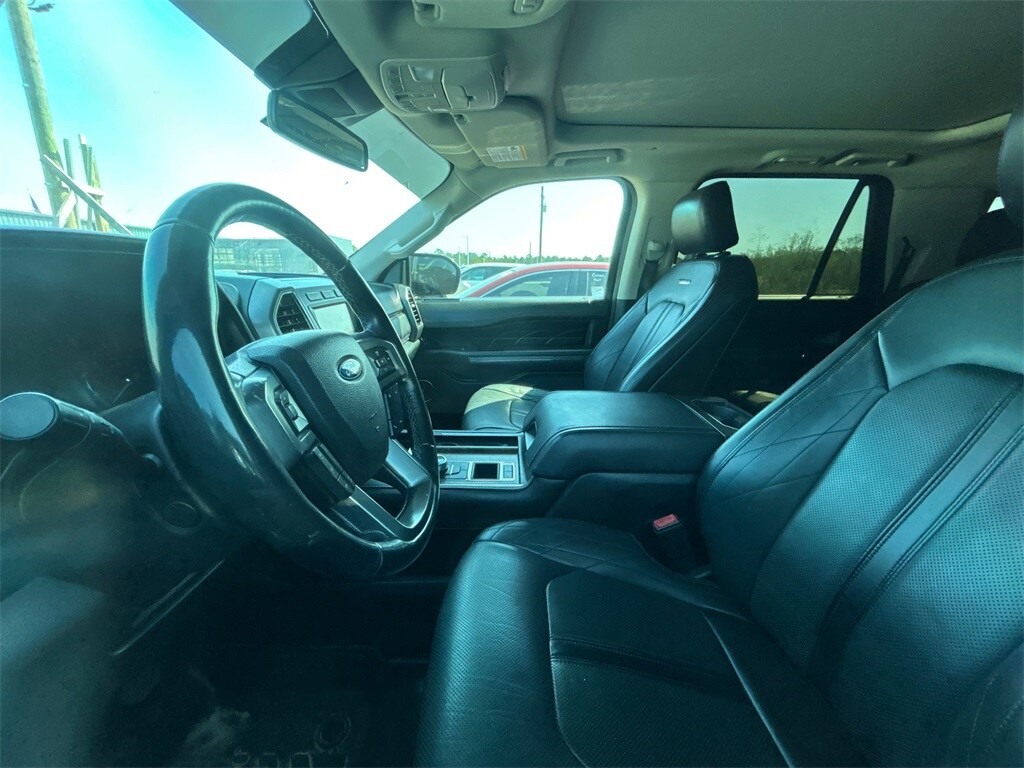 2020 Ford Expedition MAX Platinum photo 2