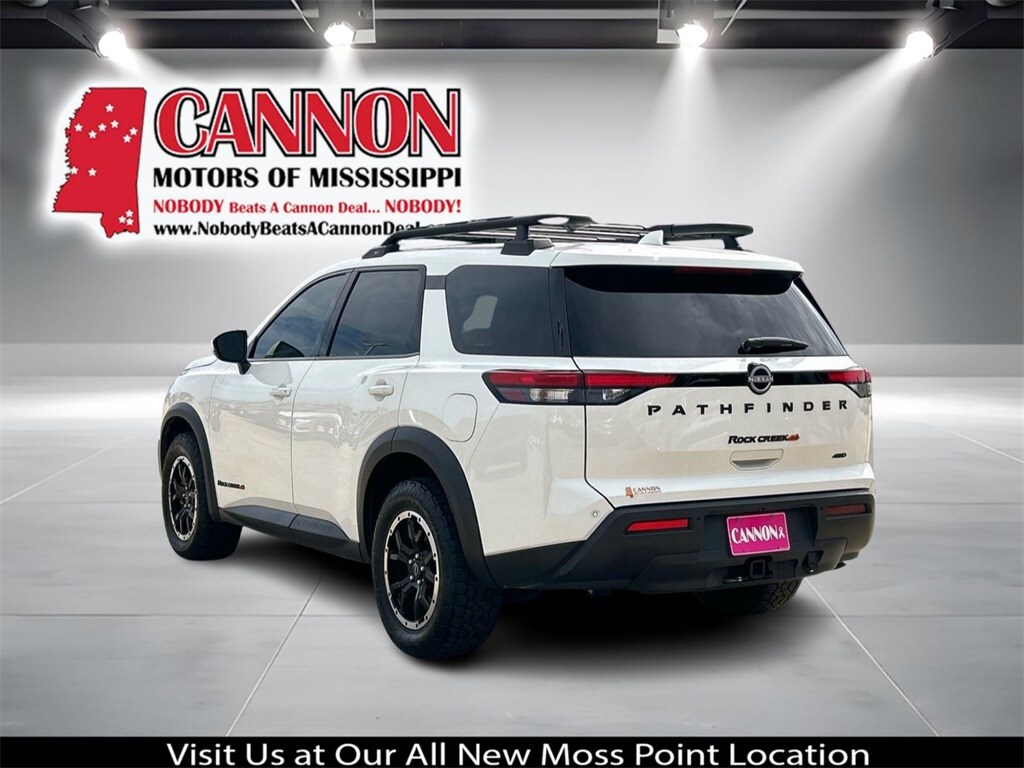 2023 Nissan Pathfinder Rock Creek photo 3