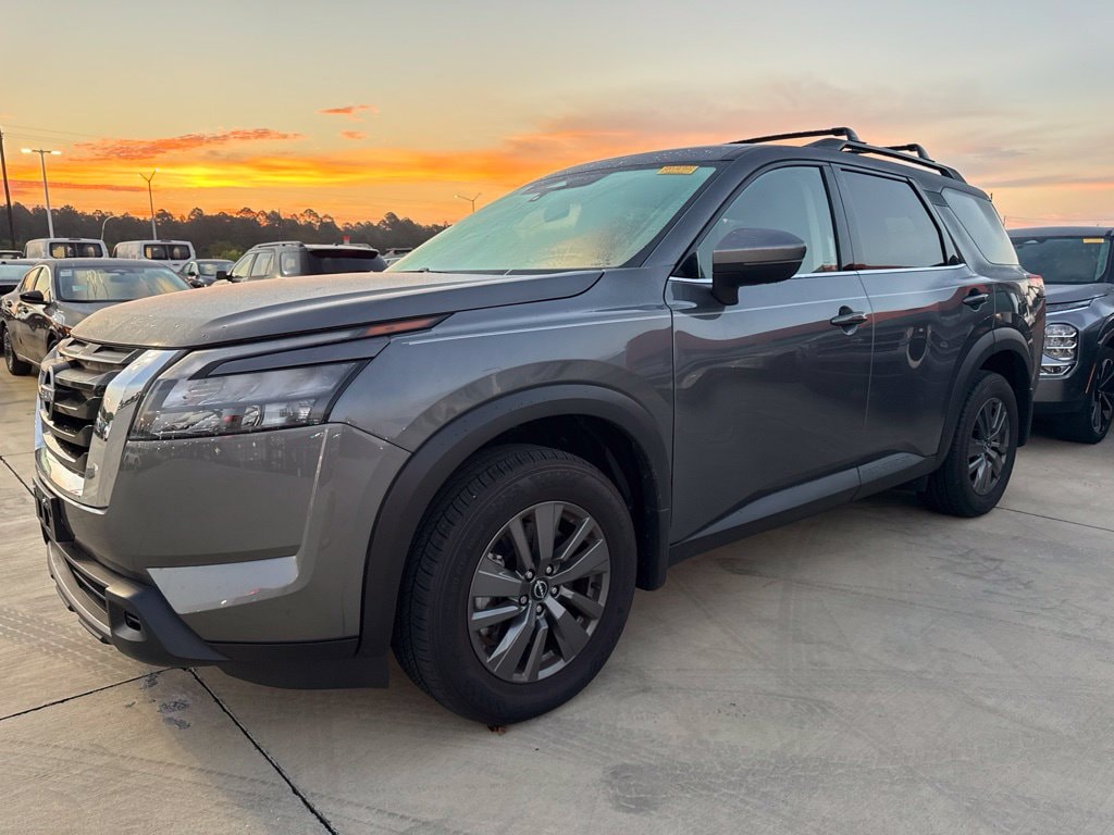 Used 2025 Nissan Pathfinder SV SUV