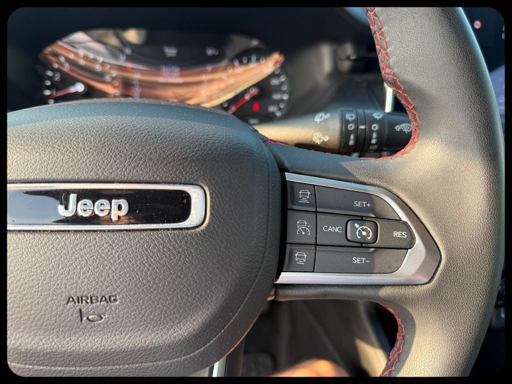 2025 Jeep Compass Trailhawk - Photo 24