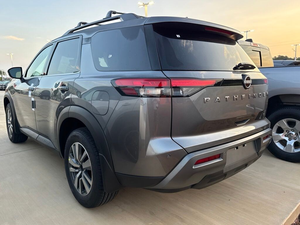 New 2026 Nissan Pathfinder SL SUV