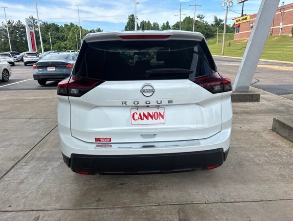 New 2026 Nissan Rogue SV SUV