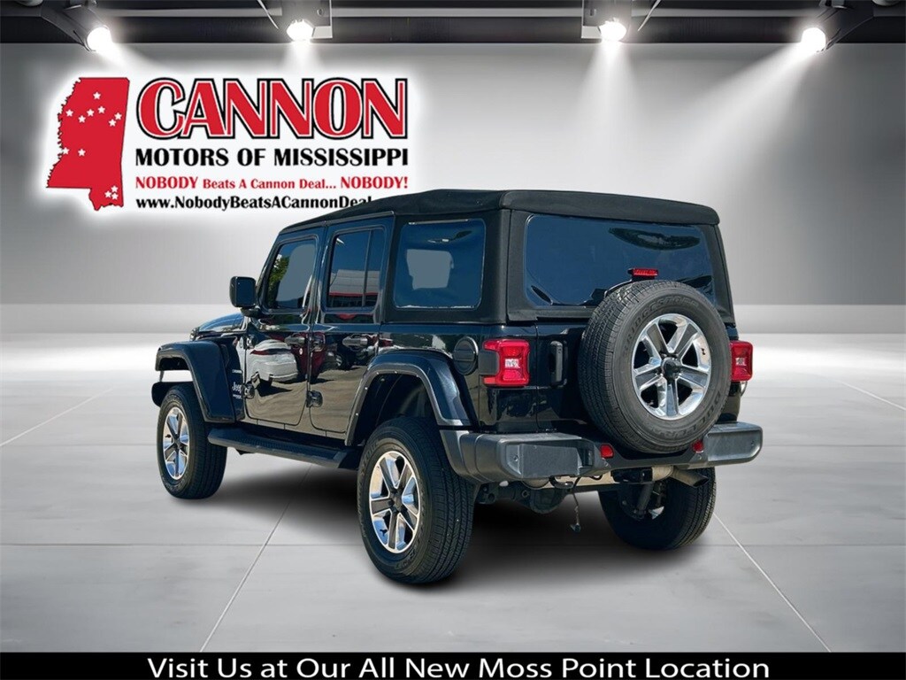 2021 Jeep Wrangler Unlimited Sahara photo 3