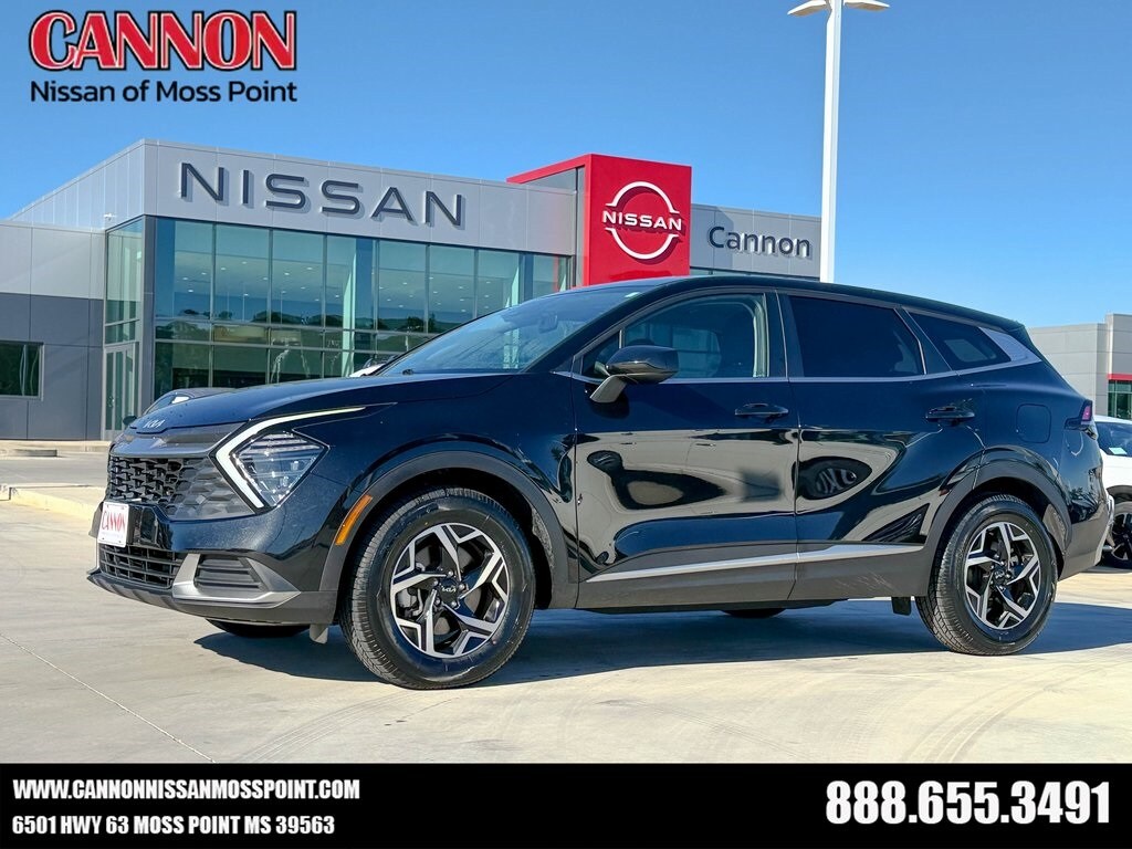 Used 2024 Kia Sportage LX SUV