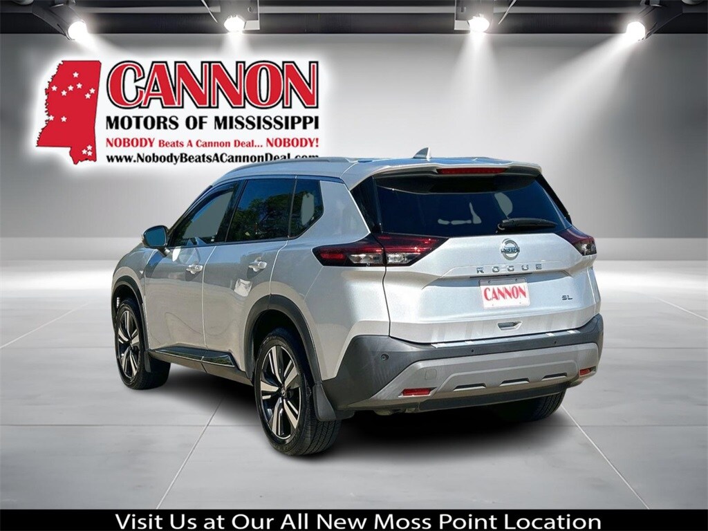 2021 Nissan Rogue SL photo 2