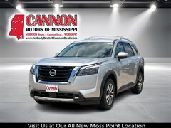 2025 Nissan Pathfinder SL SUV