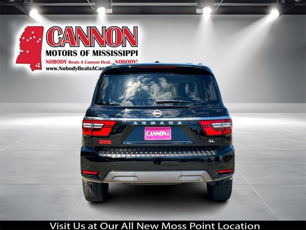 2024 Nissan Armada SL photo 4