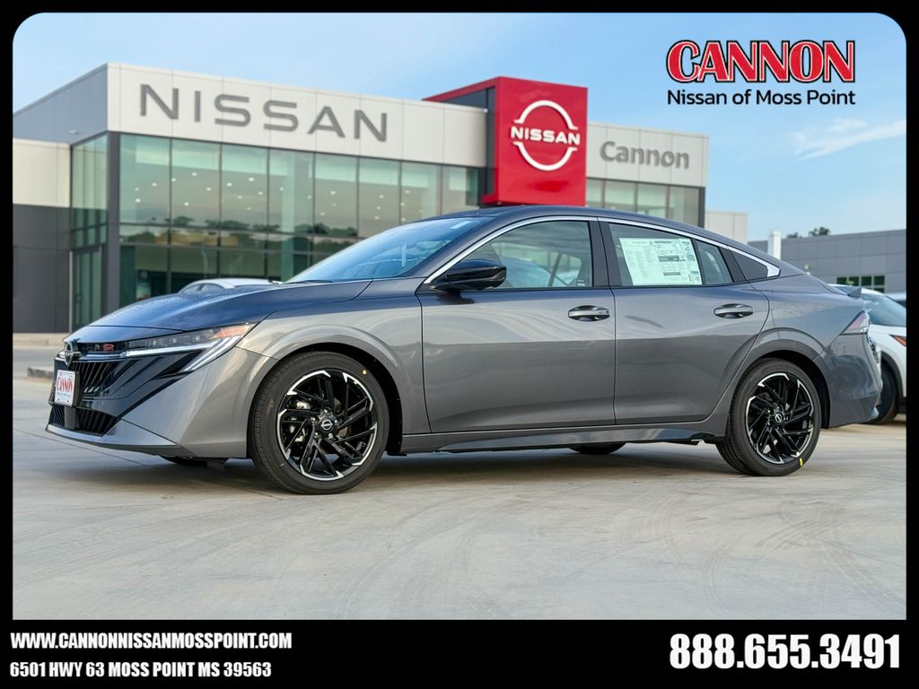 2026 Nissan Sentra SR CVT's photo