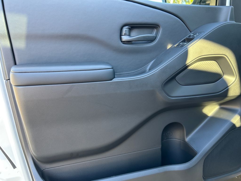 2026 Nissan Frontier S - Photo 11