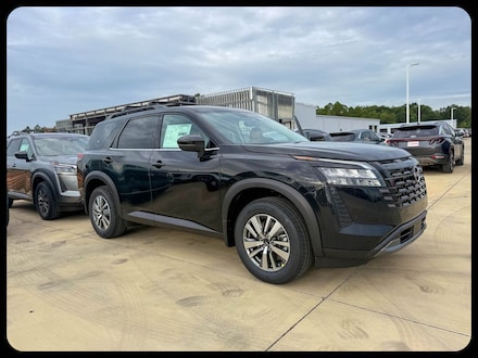 2026 Nissan Pathfinder SL SUV