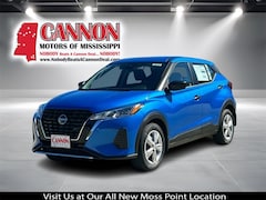 2025 Nissan Kicks Play S SUV