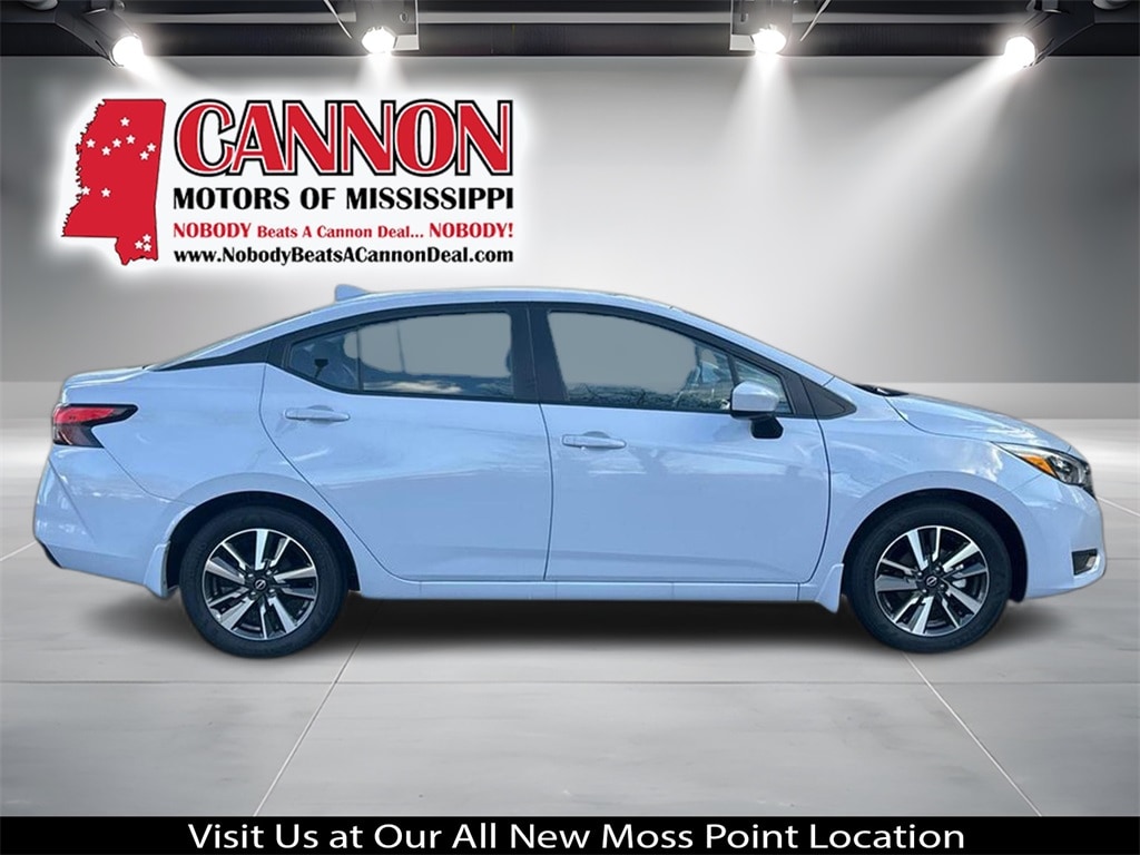 New 2025 Nissan Versa 1.6 SV Sedan