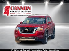 2025 Nissan Pathfinder SL SUV