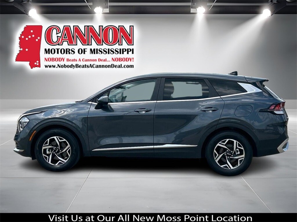 2023 Kia Sportage LX photo 2