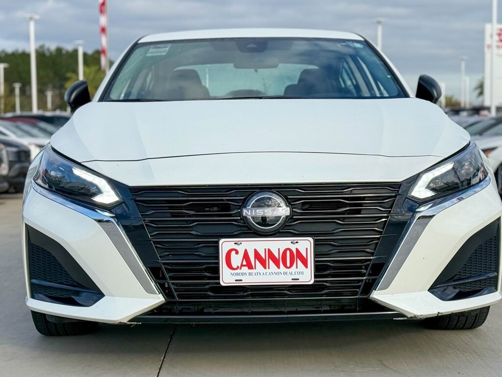 Certified 2024 Nissan Altima 2.5 SV Sedan