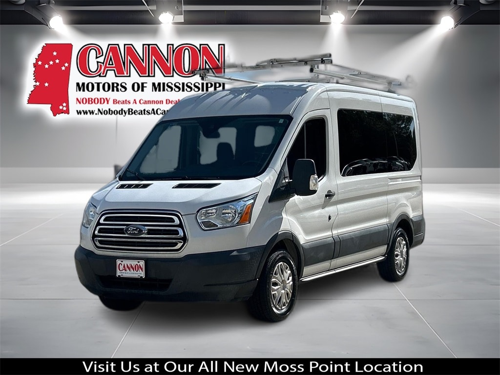 2018 Ford Transit Wagon XLT's photo