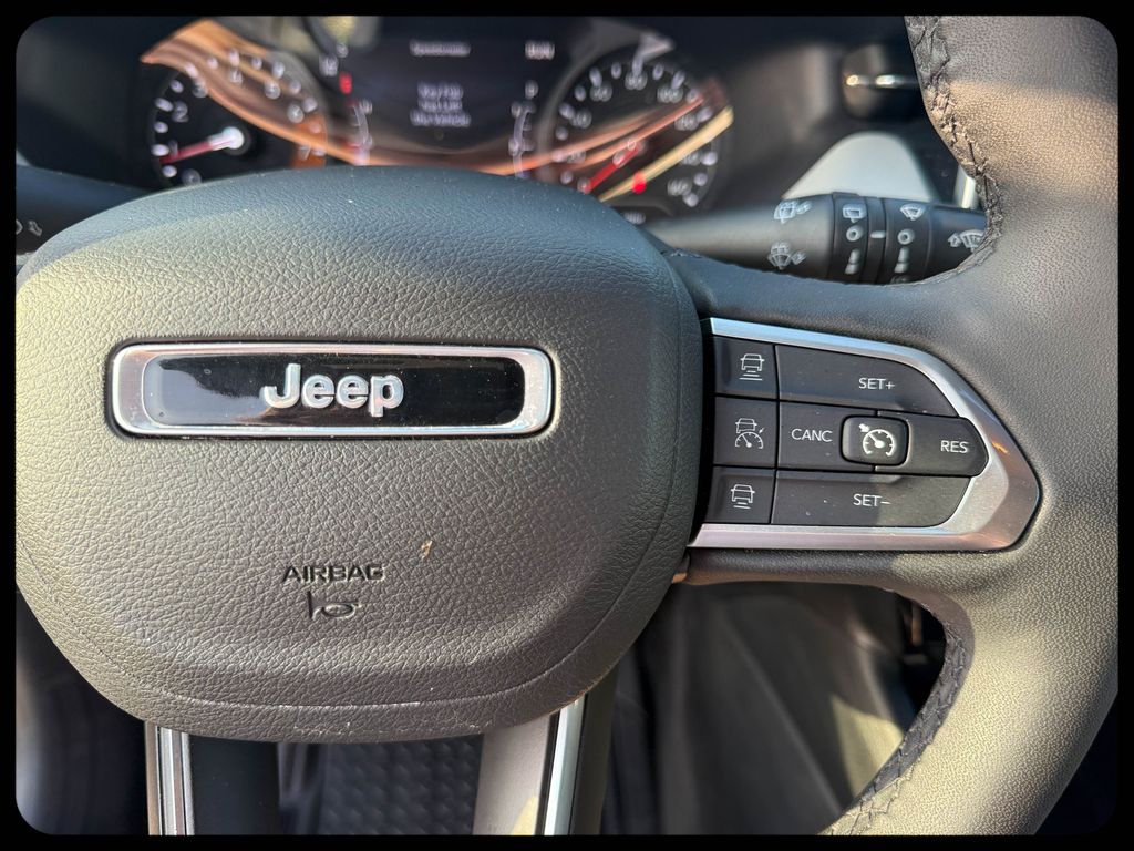 2025 Jeep Compass Limited - Photo 24