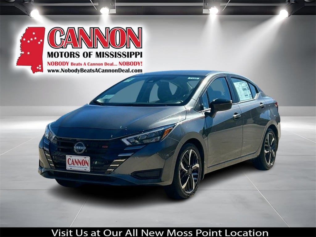 2025 Nissan Versa Sedan SR's photo