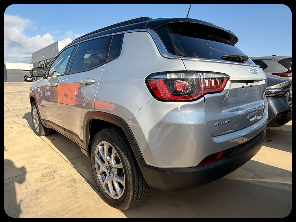 Used 2025 Jeep Compass Limited SUV