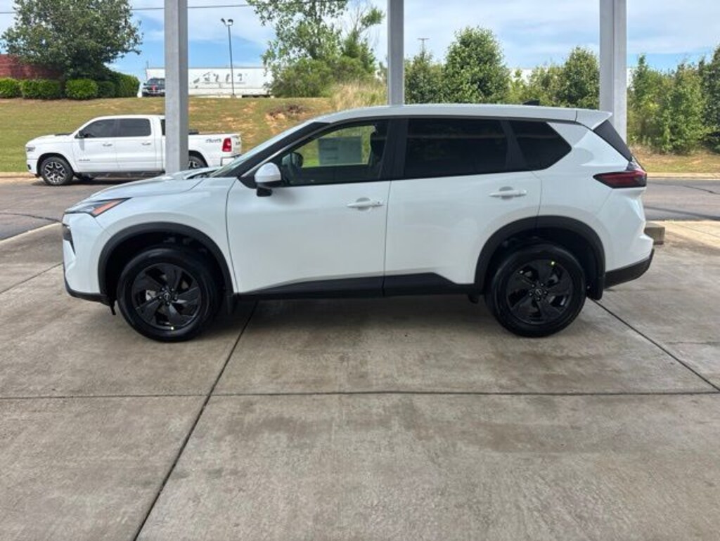 New 2026 Nissan Rogue SV SUV