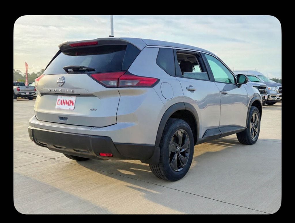 New 2026 Nissan Rogue SV SUV