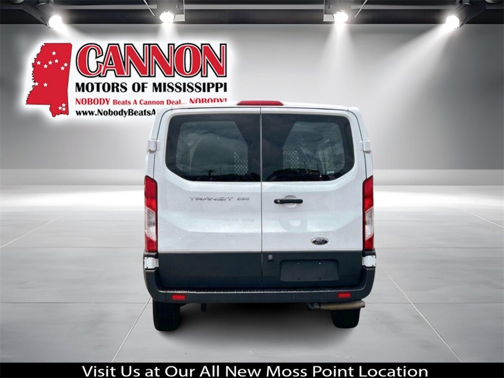 2023 Ford Transit photo 4