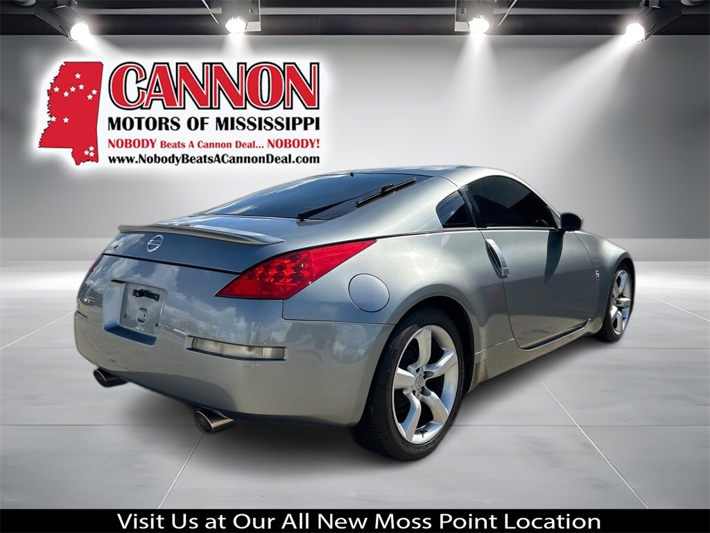 2006 Nissan 350Z Touring photo 3