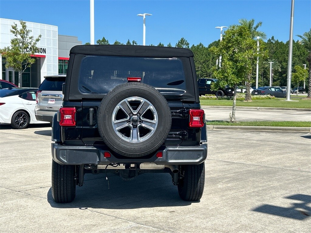 2021 Jeep Wrangler Unlimited Sahara photo 4