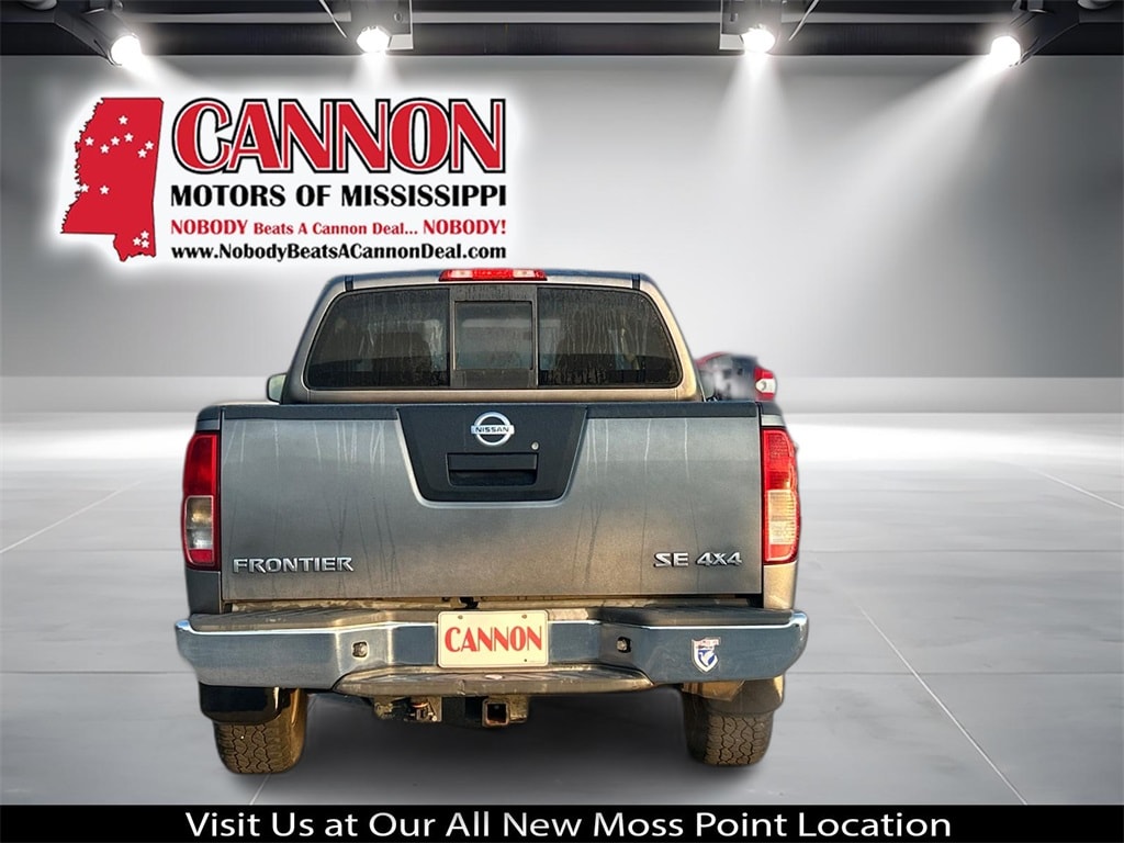 Used 2009 Nissan Frontier SE Truck