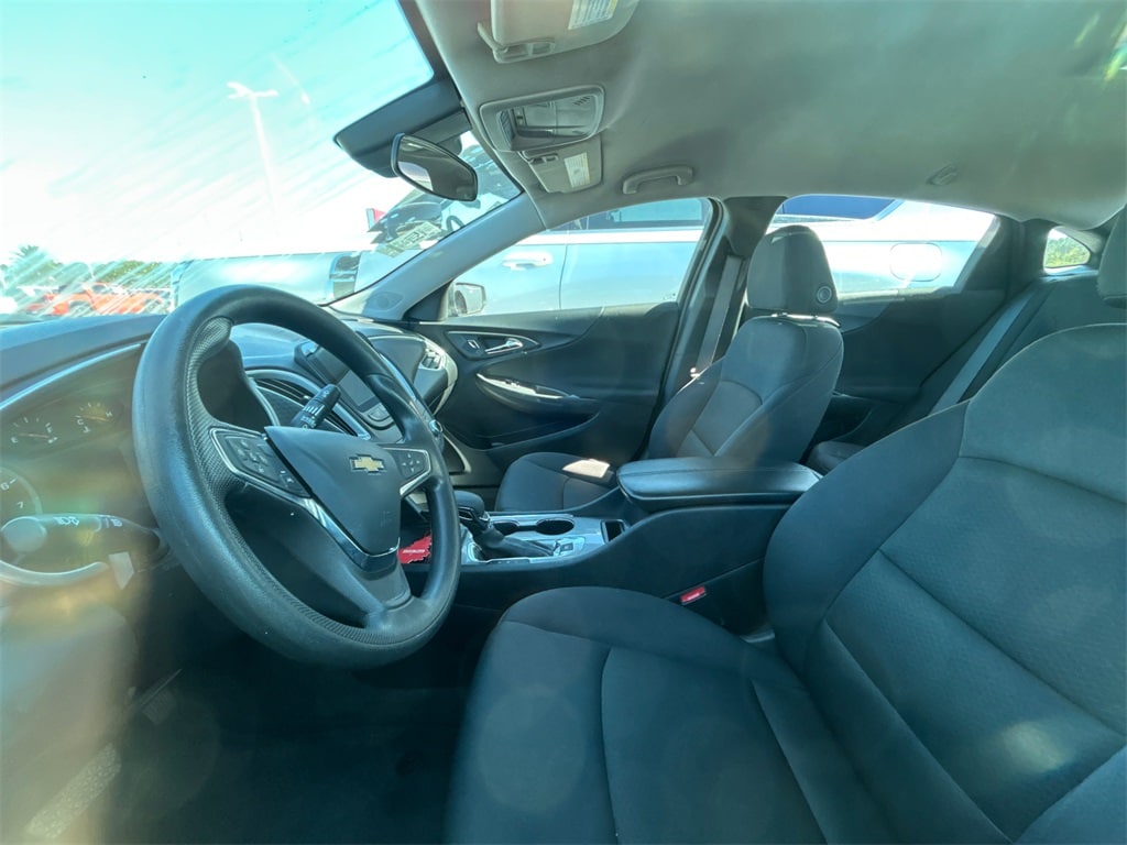 1G1ZD5ST9RF138946