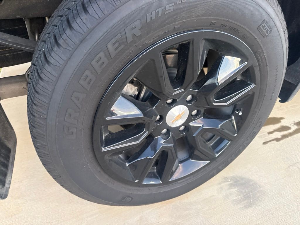 Used 2025 Chevrolet Silverado 1500 Custom Truck