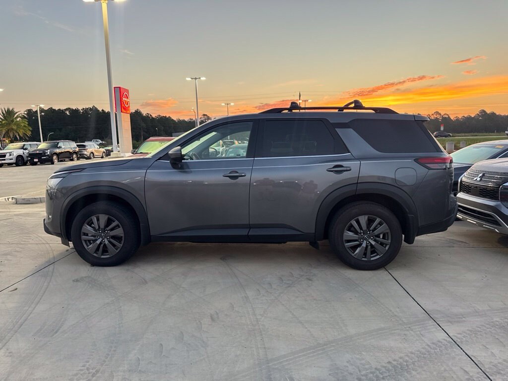 Used 2025 Nissan Pathfinder SV SUV