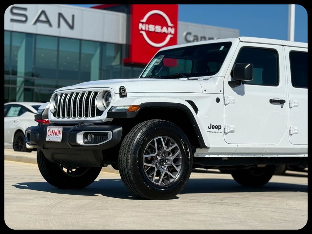Used 2025 Jeep Wrangler Sahara SUV