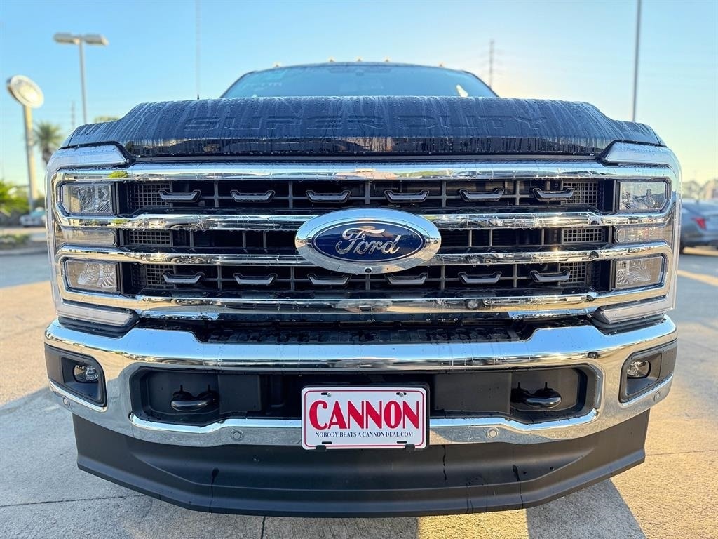 New 2025 Ford F-250 King Ranch Truck Crew Cab