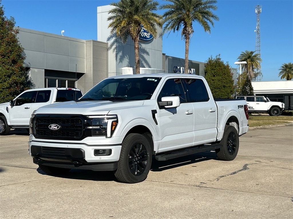 New 2025 Ford F-150 Lariat Truck SuperCrew Cab