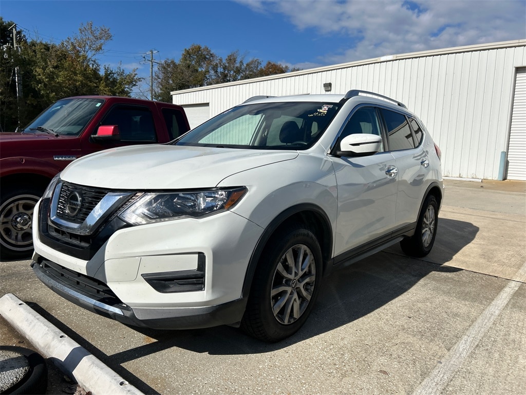Used 2020 Nissan Rogue SV SUV