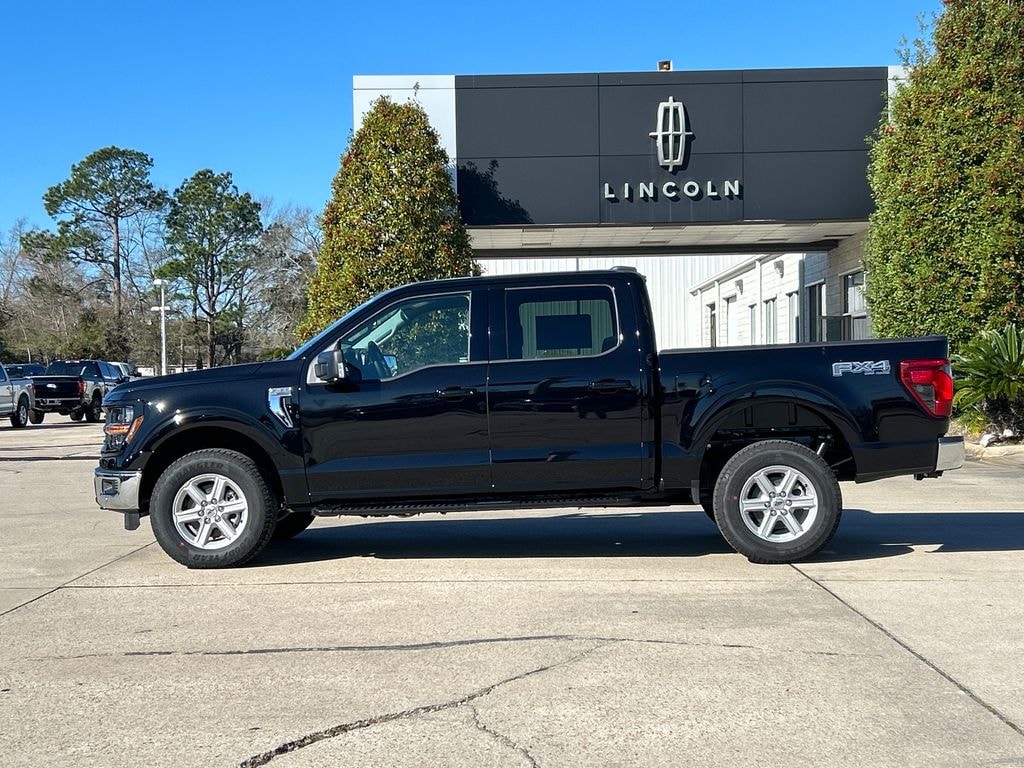New 2026 Ford F-150 XLT Truck SuperCrew Cab