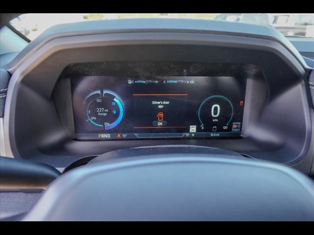 2025 Ford F-150 Lightning Flash - Photo 34