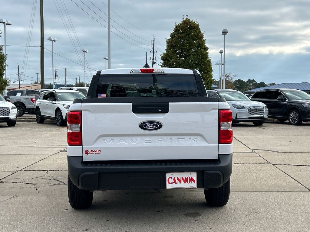 New 2025 Ford Maverick XL Truck SuperCrew