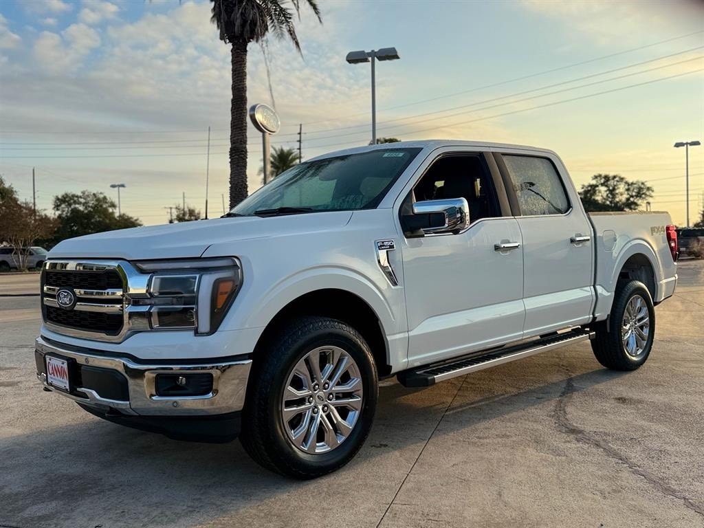 New 2025 Ford F-150 Lariat Truck SuperCrew Cab
