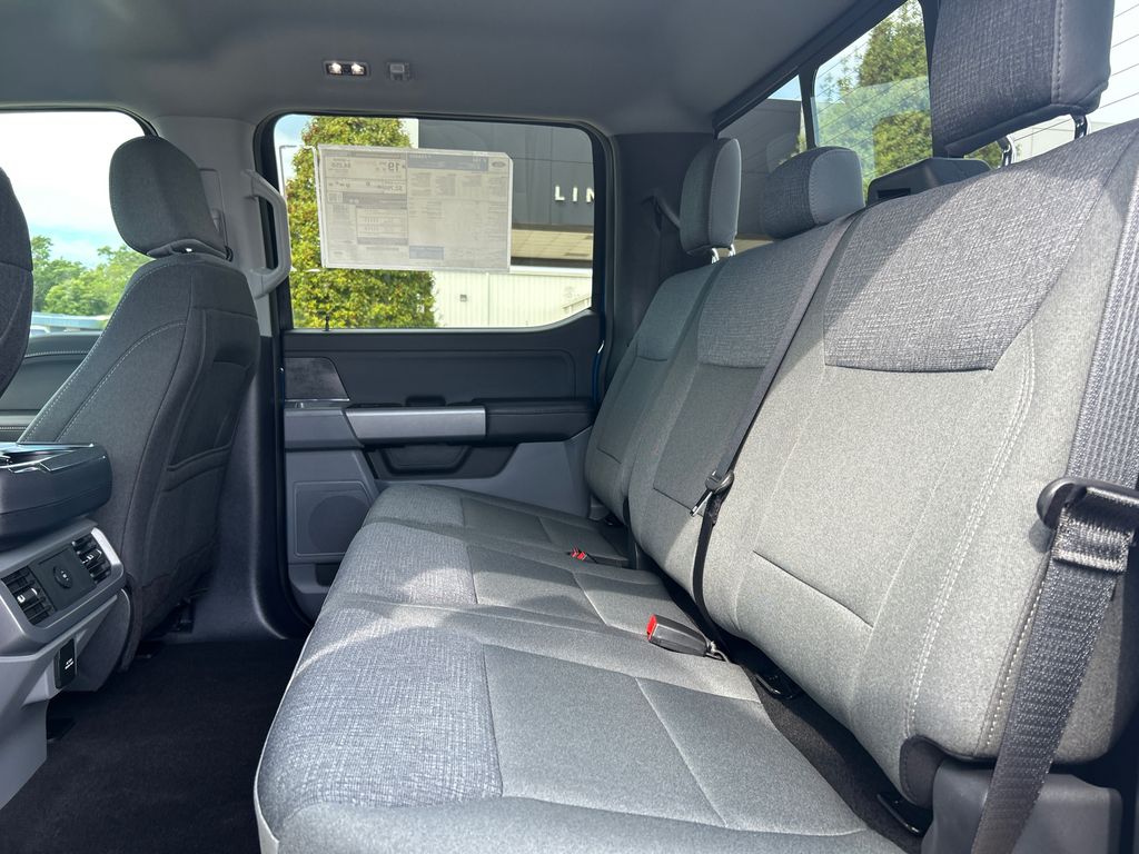 2025 Ford F-150 XLT - Photo 29