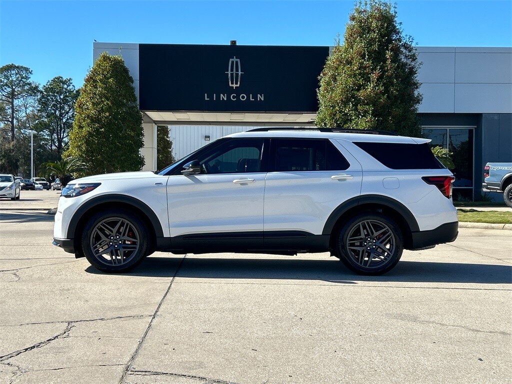 New 2026 Ford Explorer ST-Line SUV