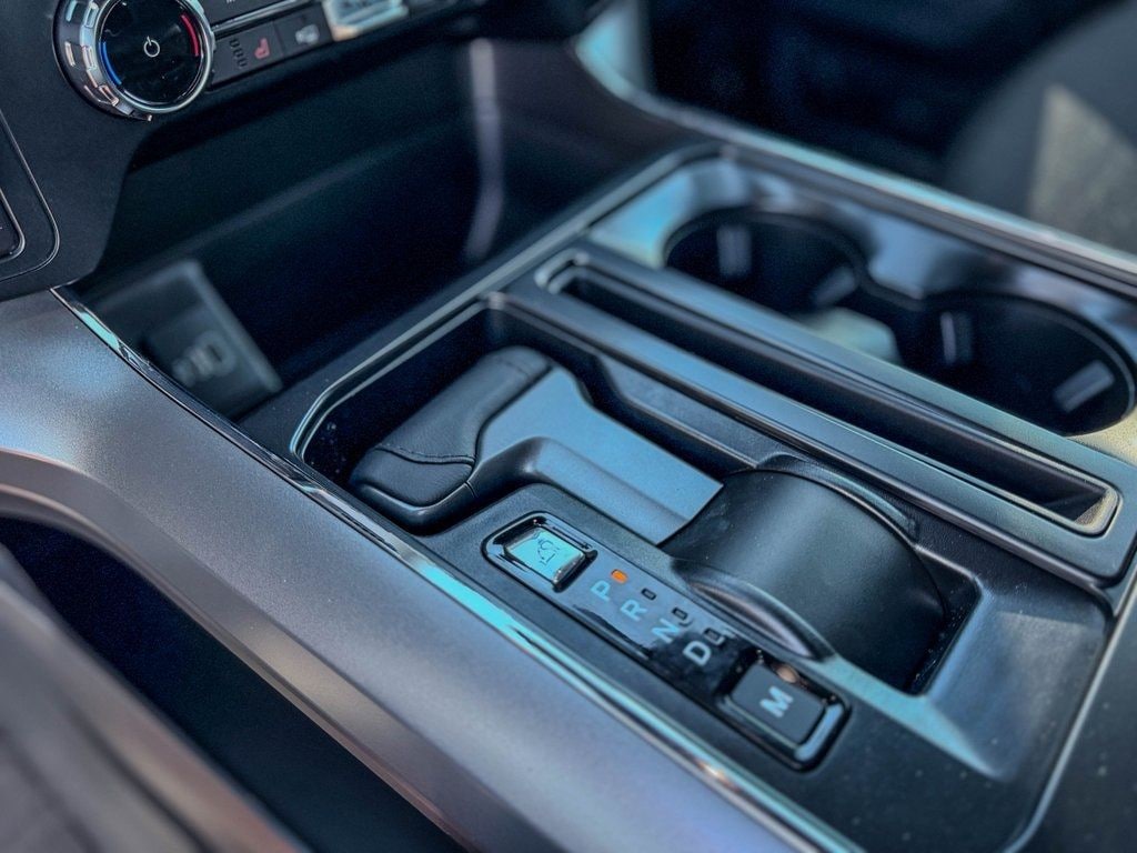2025 Ford F-150 XLT - Photo 14