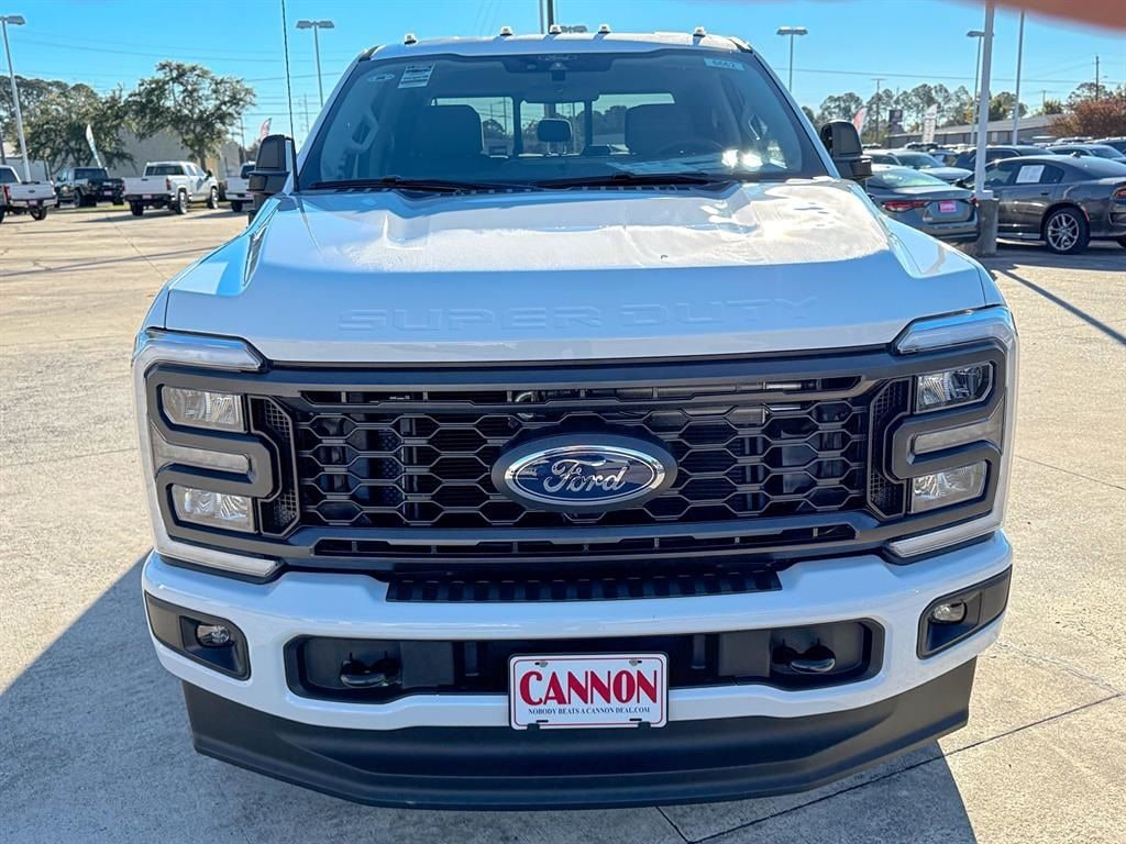 New 2026 Ford F-250 XL Truck Crew Cab