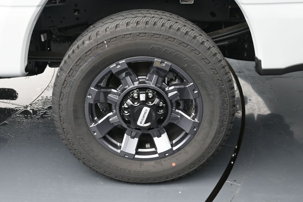 2026 Ford F-250 Super Duty XL - Photo 9