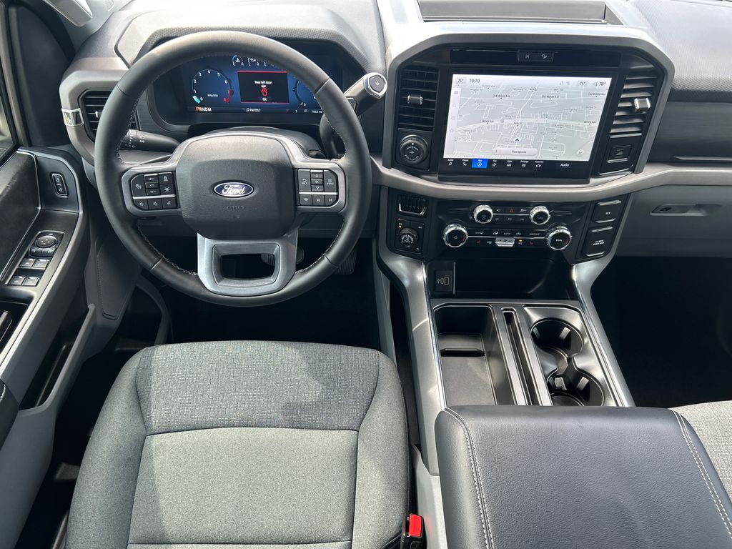 2025 Ford F-150 XLT - Photo 27