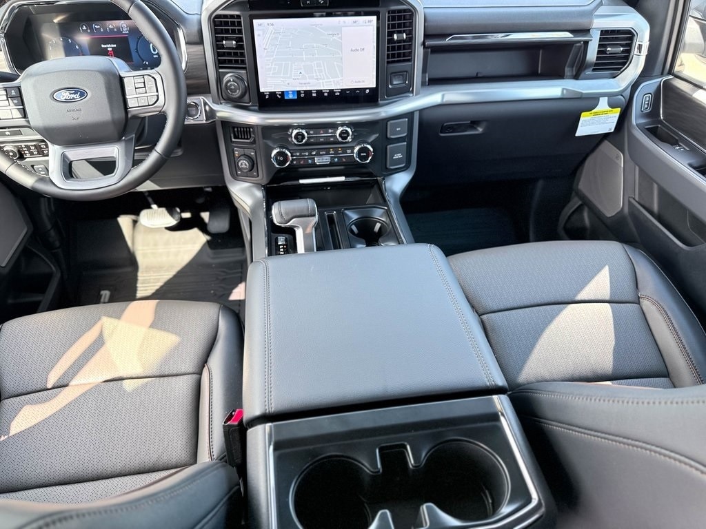 New 2025 Ford F-150 Lariat Truck SuperCrew Cab
