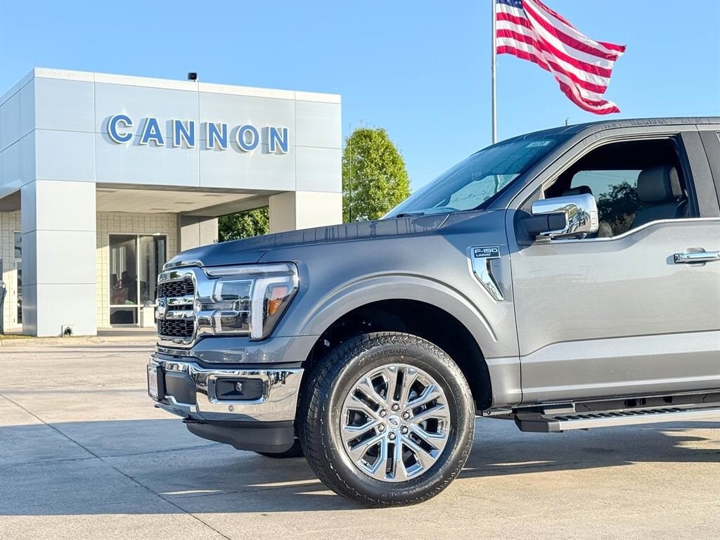 New 2025 Ford F-150 Lariat Truck SuperCrew Cab